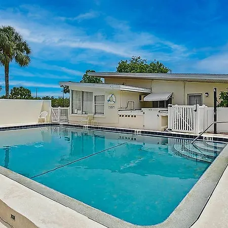 Pelican Gardens 7 By Lido Beach